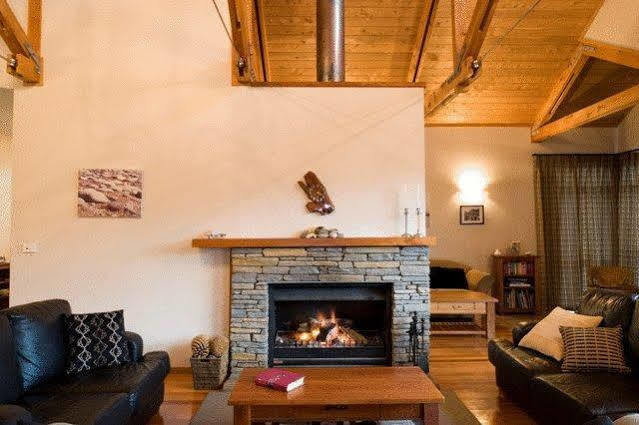 Mahitahi Lodge Bruce Bay Zewnętrze zdjęcie